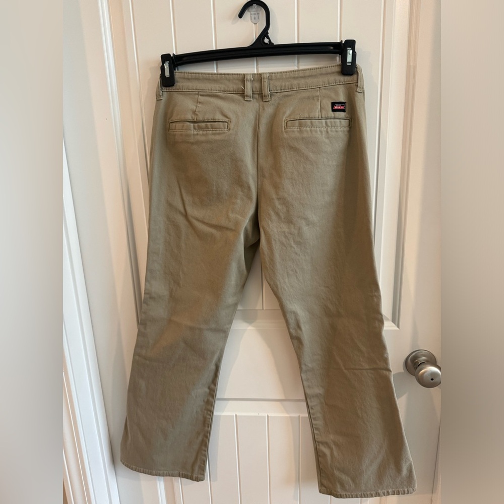 Dickies womens size 6p slim khaki pants